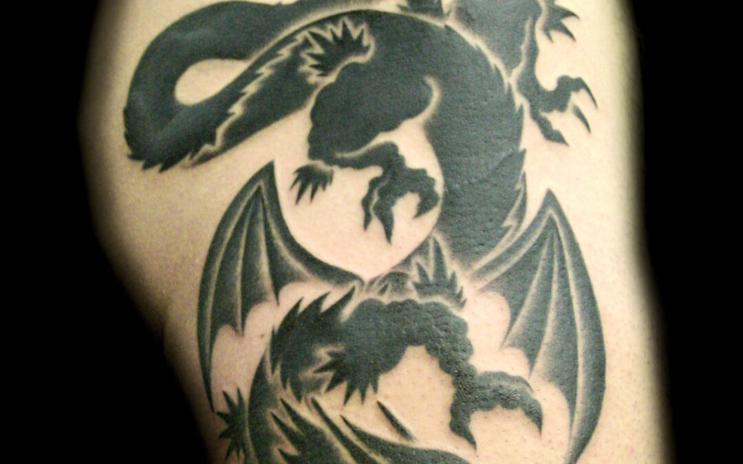 dragon asiatique noir