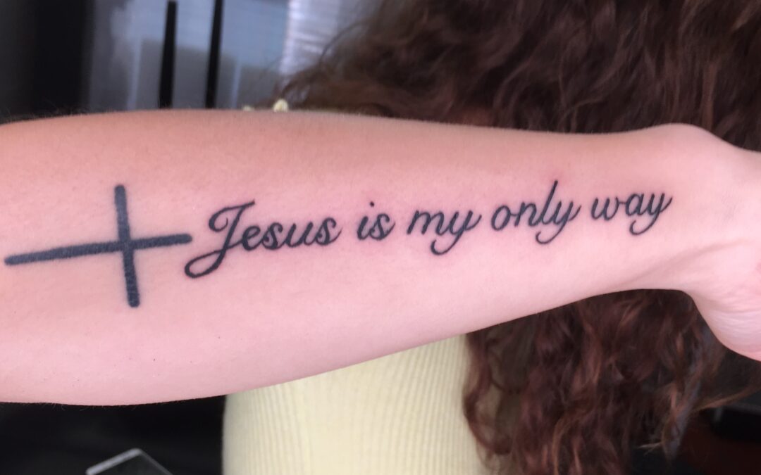 croix et lettrage  » jesus is my only way »