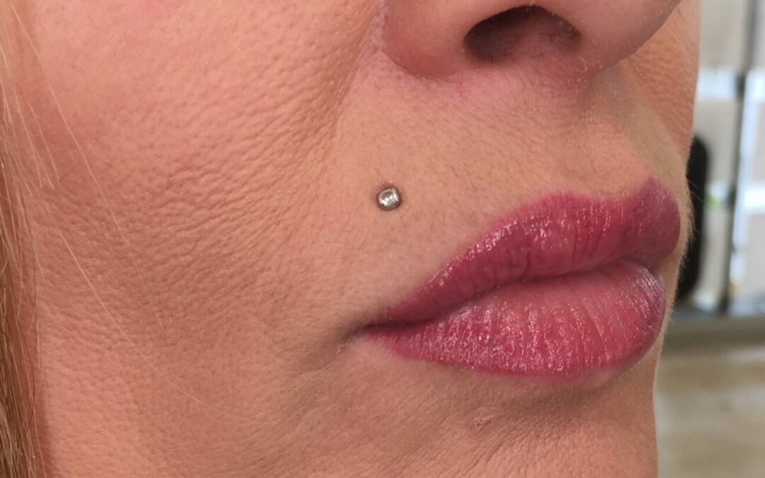 Maquillage permanent : remplissage lèvres